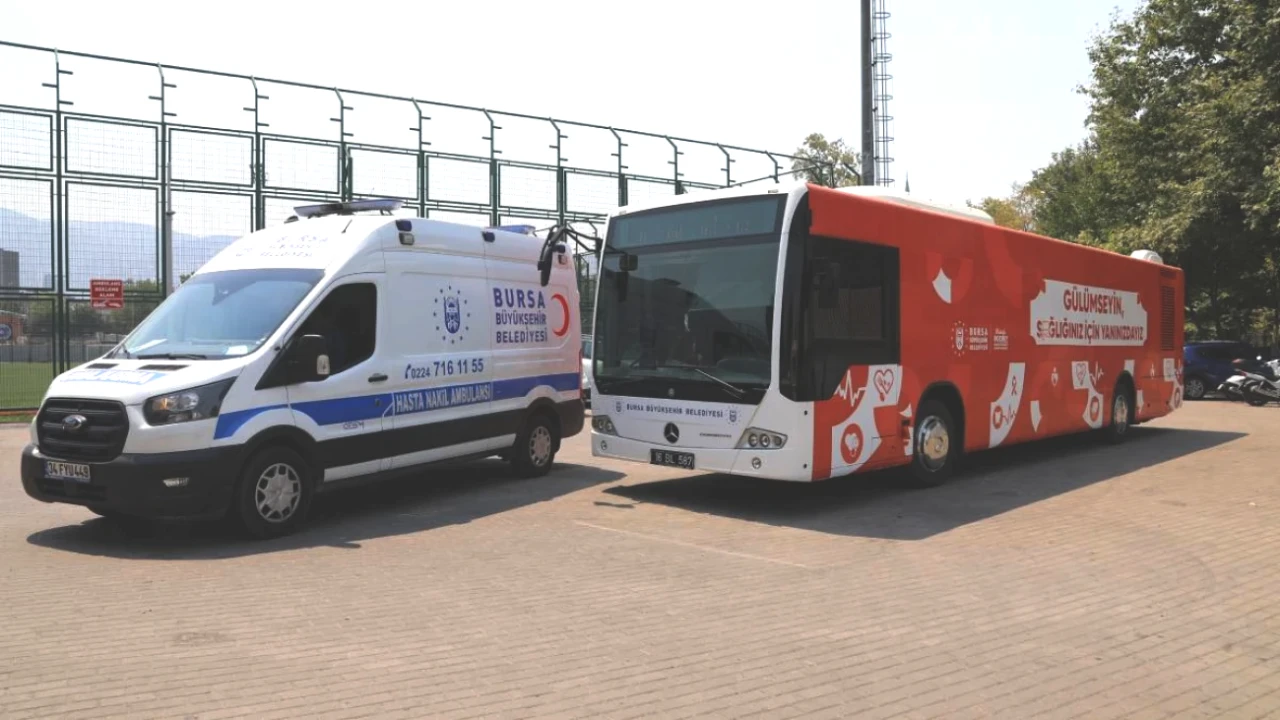 Büyükşehir'den Yangın Bölgesine Hızla Destek! Yaralar Sarılıyor