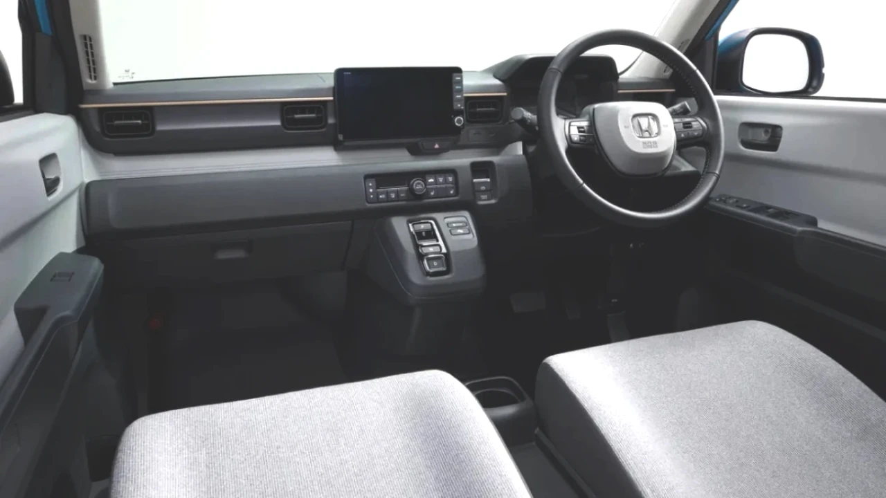 Honda'nın Yeni N-ONE modeli ile Şehir Hayatınız Artık Daha Kolay: V2H ile Şarj Sorununa Çözüm!