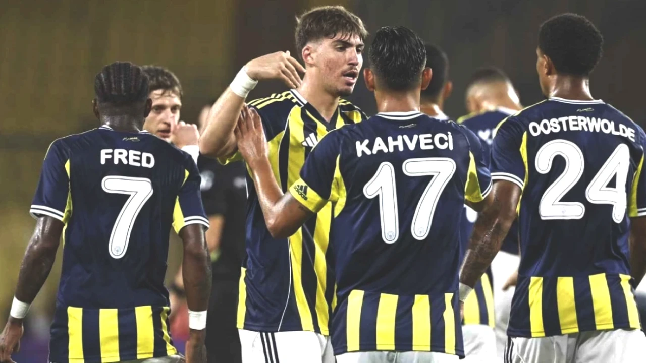 Fenerbahçe'nin UEFA'ya Gönderdiği Kadro! Detaylar ve Sürprizler Burada