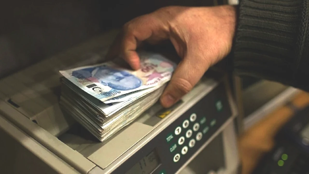 Asgari Ücrette Ara Zam Müjdesi! TÜİK'ten Beklenen Açıklama Geliyor!